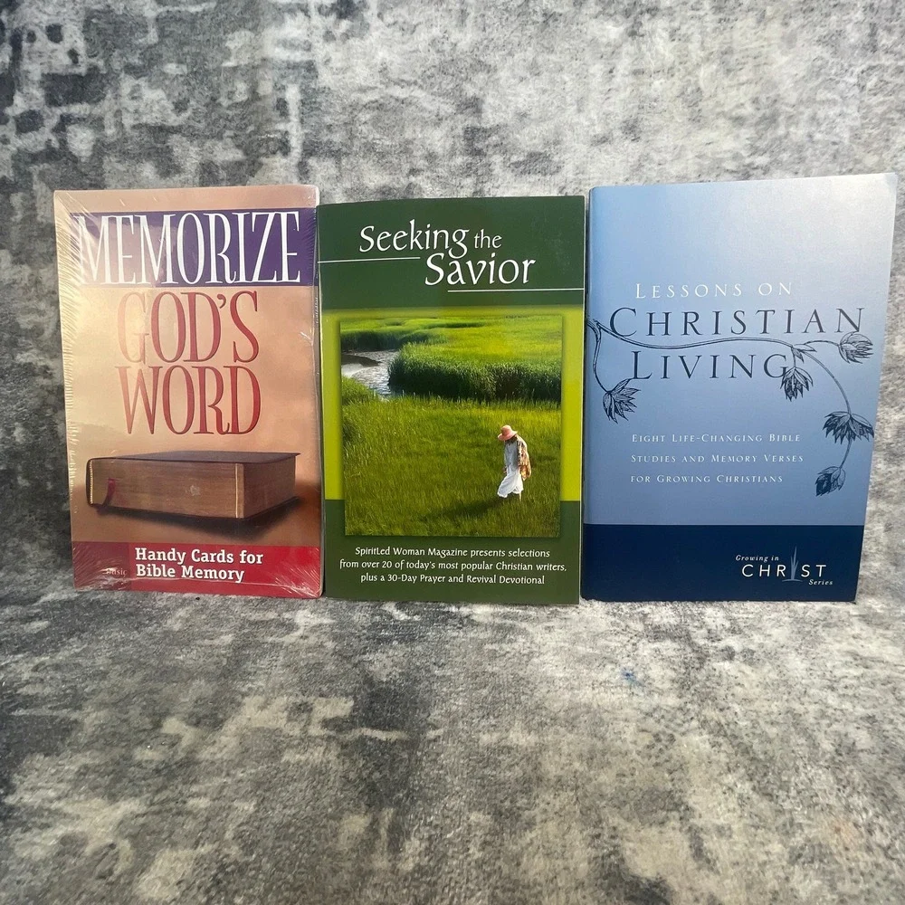 Christian Book Lot Memorize God's Word Seeking the Savior Christian Living 3pk